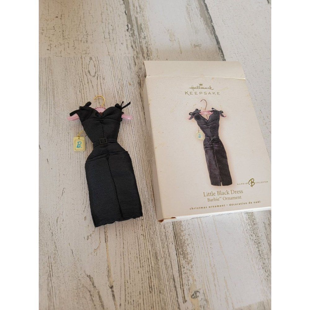 Hallmark little black‎ dress Barbie 2007 ornament Xmas